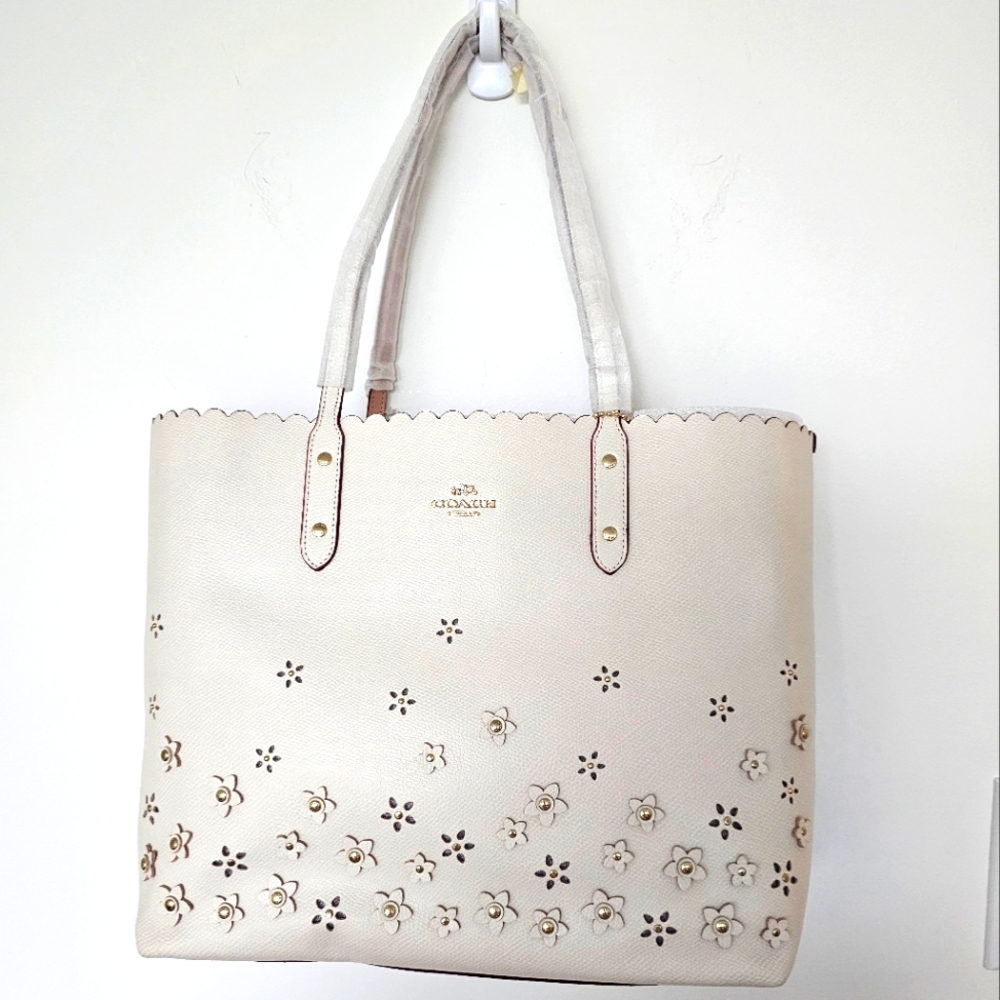 Coach NWT Chalk Color Applique Tote